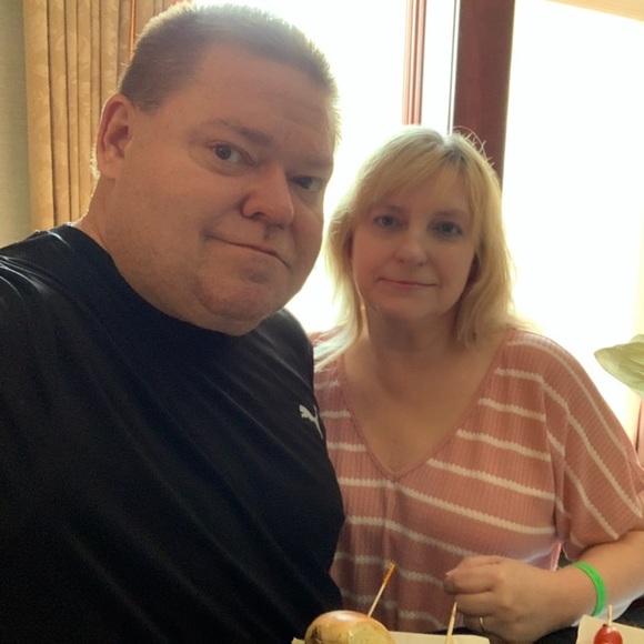 MEET ME. This is our life 😊🤪🤩 - Picture 4 of 16